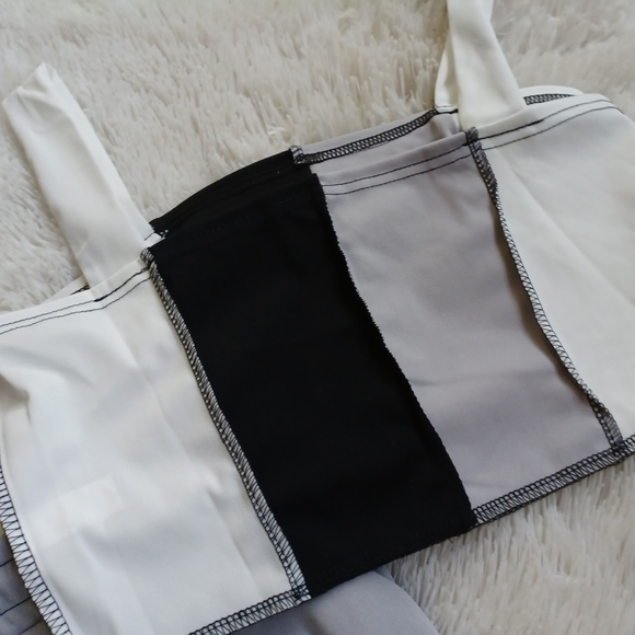 Black/White/Grey-Color Block Short Set - Picture 4 of 4